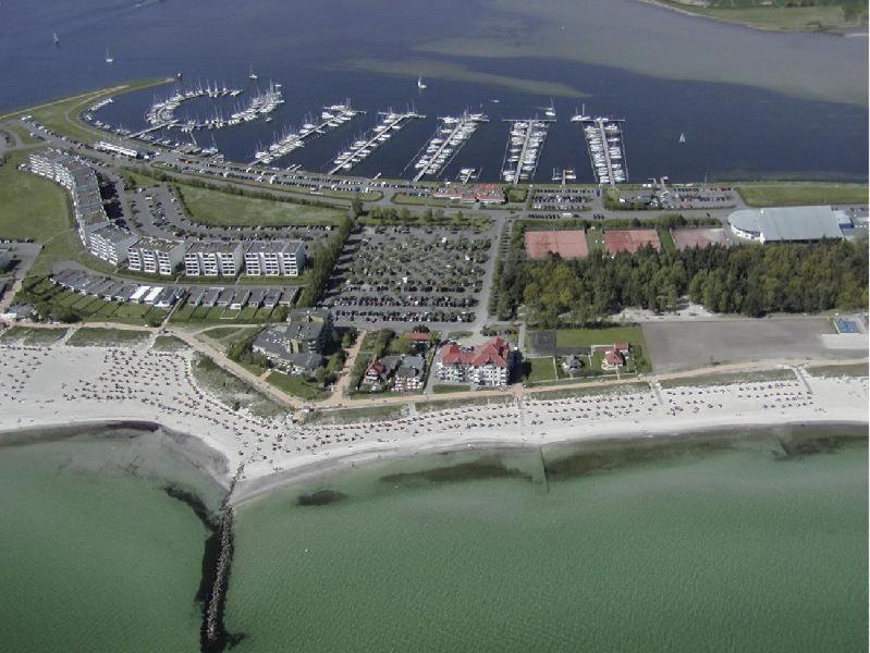 Sonnenschein Apartment Burgtiefe auf Fehmarn ภายนอก รูปภาพ